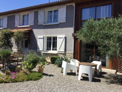 Loft Atypique Bed & Breakfast *